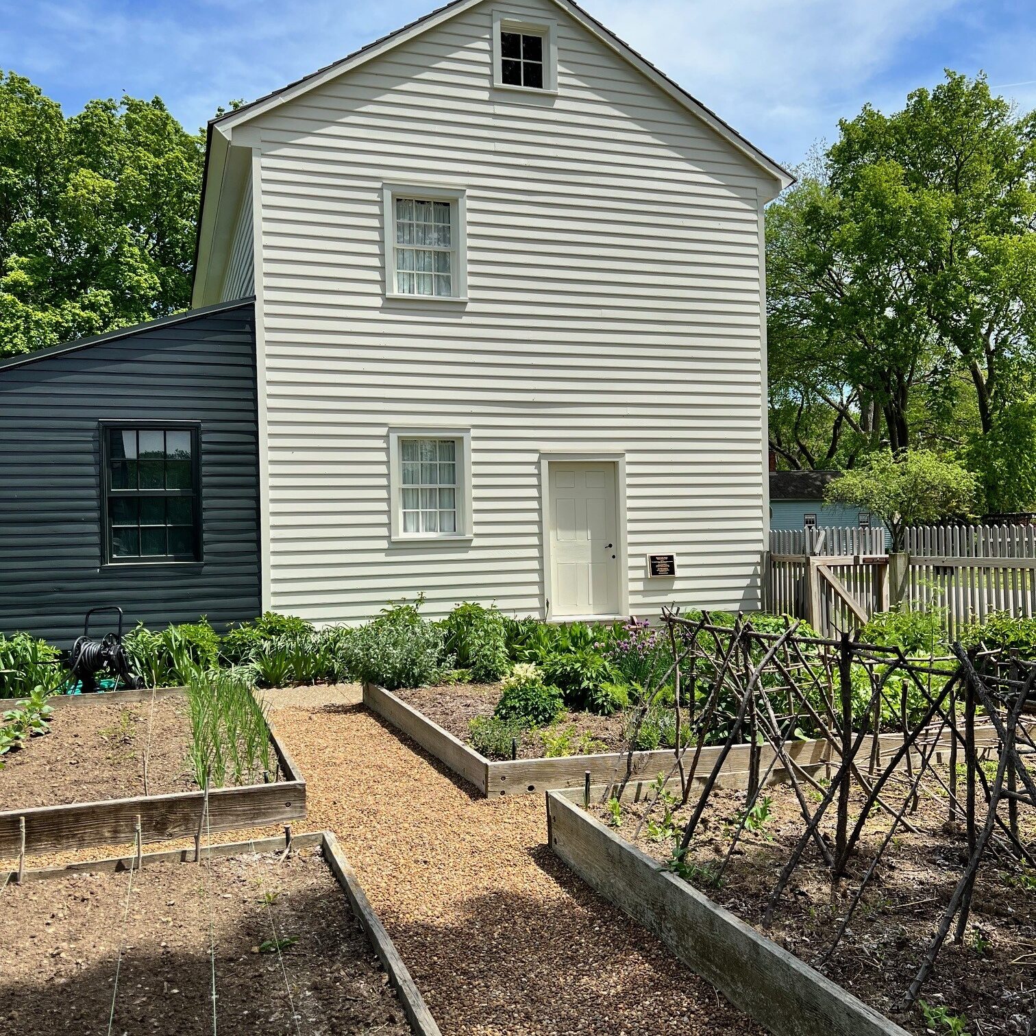 Spring garden at Lenz House
